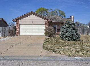 1308 E South Brooke St, Haysville, KS 67060