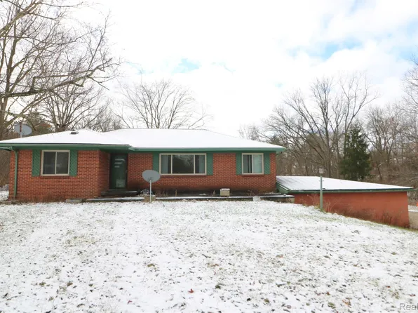 4333 Beecher Rd, Flint, MI 48532