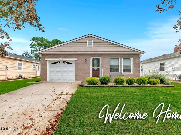 37 Orlando Boulevard, Toms River, NJ 08757