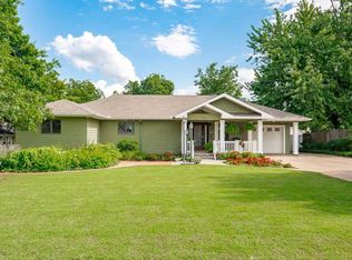 1312 Holly St, Perry, OK 73077