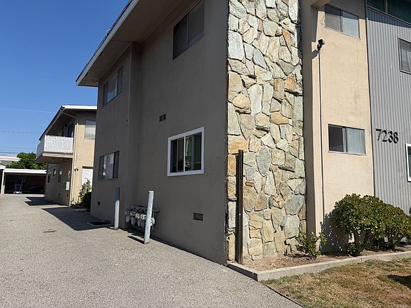 3rd image of 7238-7246 N Lotus Ave #7238-05