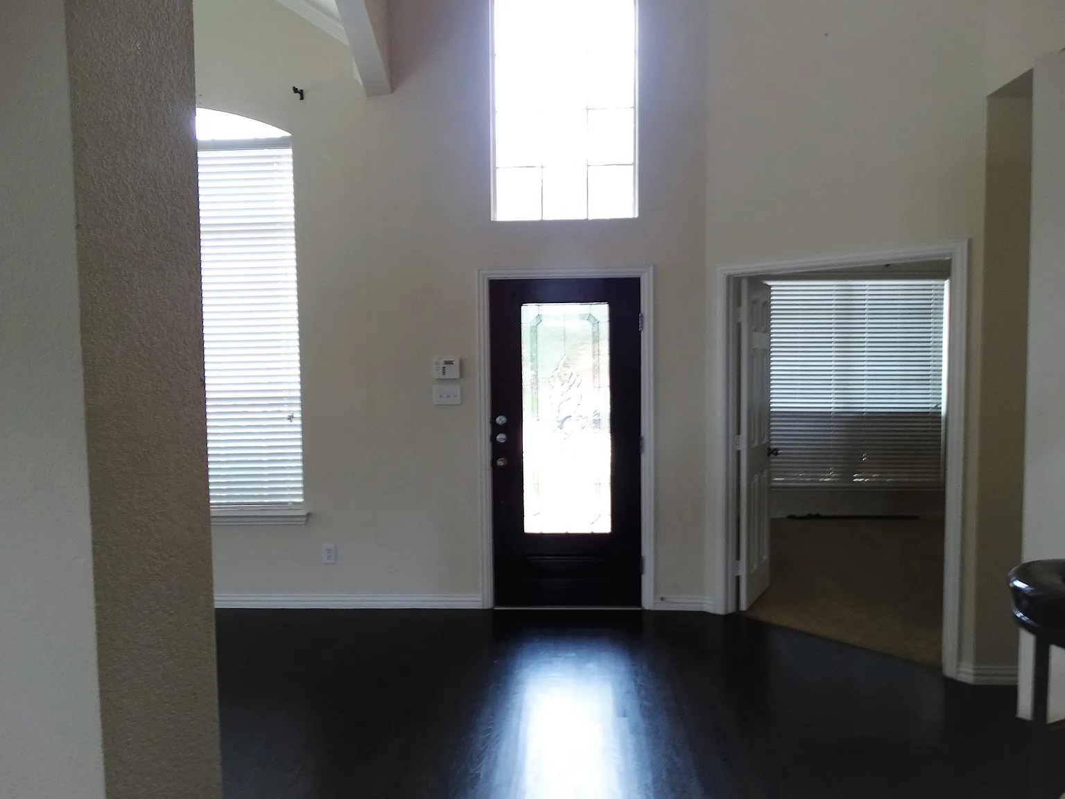 4 bed, 3.5 bath, 3603 sqft, $3,300 — Photo 2