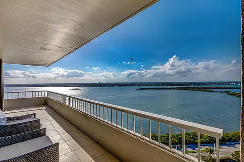 5510 N Ocean Dr Photo 1