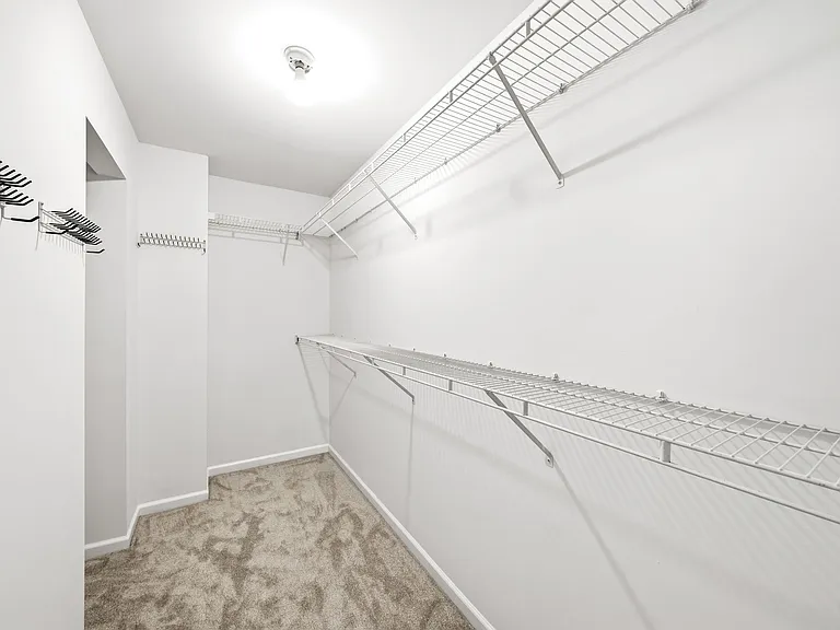 1329 Newport St — Photo 10