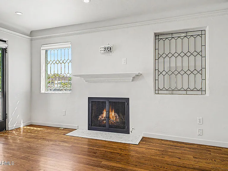 521 W Mariposa St #MAIN — Photo 6