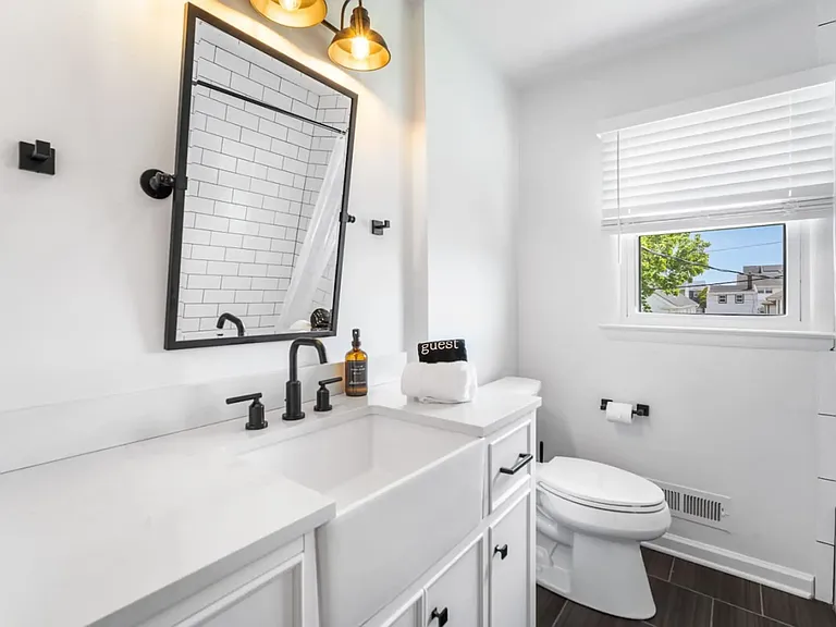 7106 Ventnor Gardens Plz — Photo 10