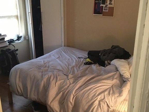 3rd image of 1014 40th St APT 1