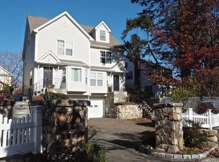 30 Rock Spring Rd #C2, Stamford, CT 06906