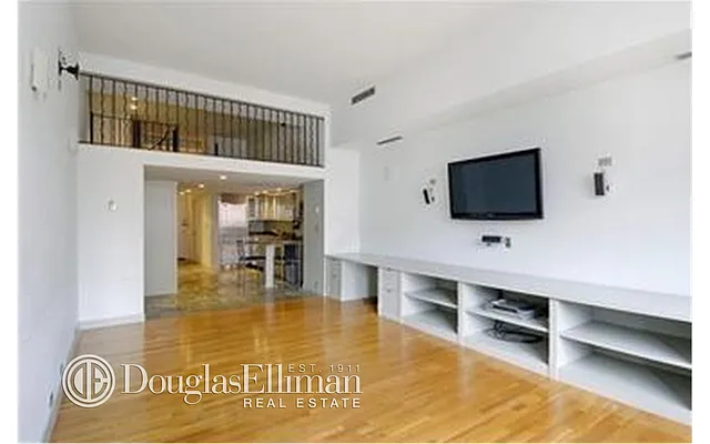 Rented by Douglas Elliman | media 32