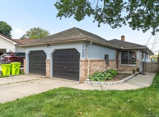 37940 Maplehill St, Harrison Township, MI