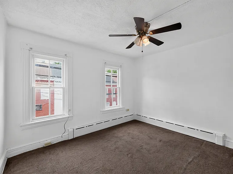 361 Beaver St — Photo 8