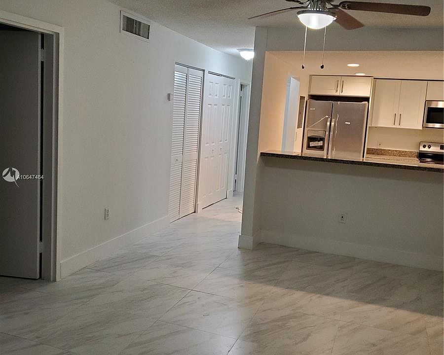 1st image of 555 NE 123rd St APT 206-B