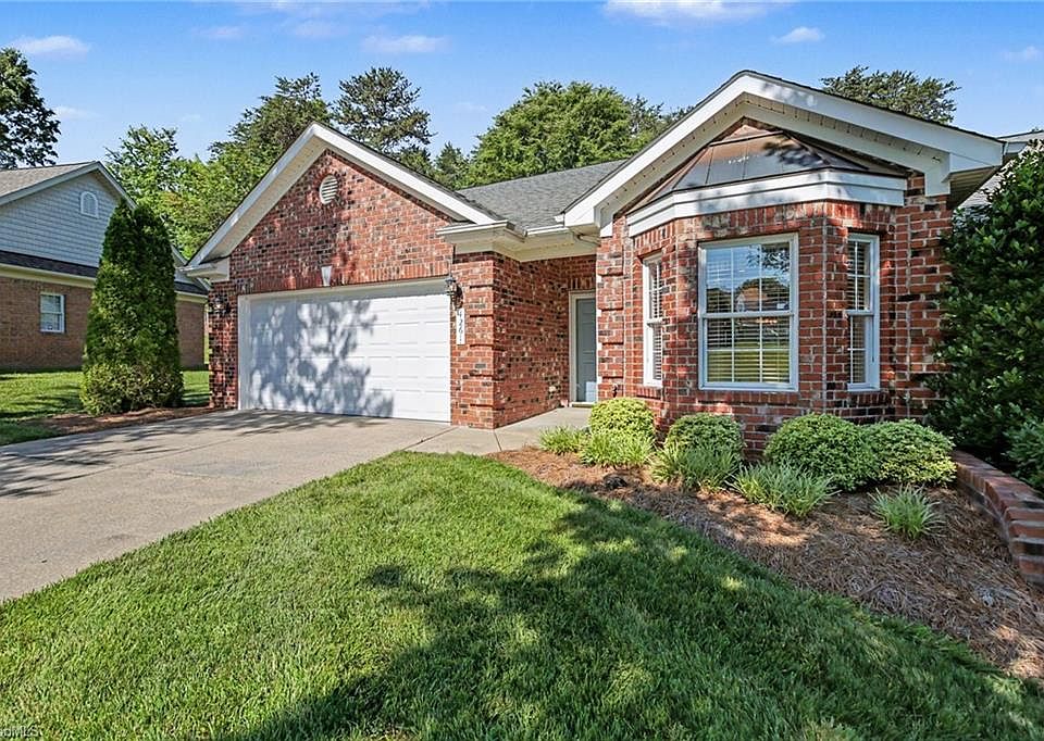 1st image of 4261 Lumsden Ln