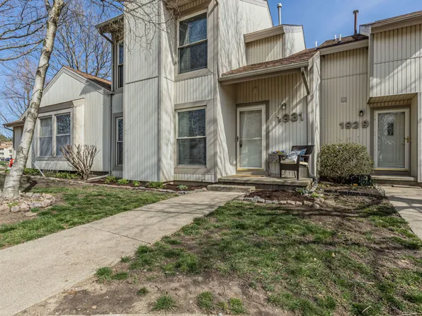 1931 Melrose Dr, Champaign, IL 61820