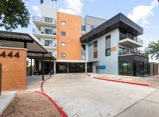6444 Burnet Rd #310, Austin, TX 78757