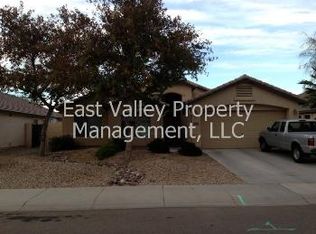 1342 W Busa Dr, Queen Creek, AZ 85143