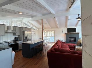 125 Mountain Dr, Gilford, NH 03249