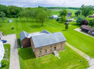 1211 G St, Amana, IA 52203