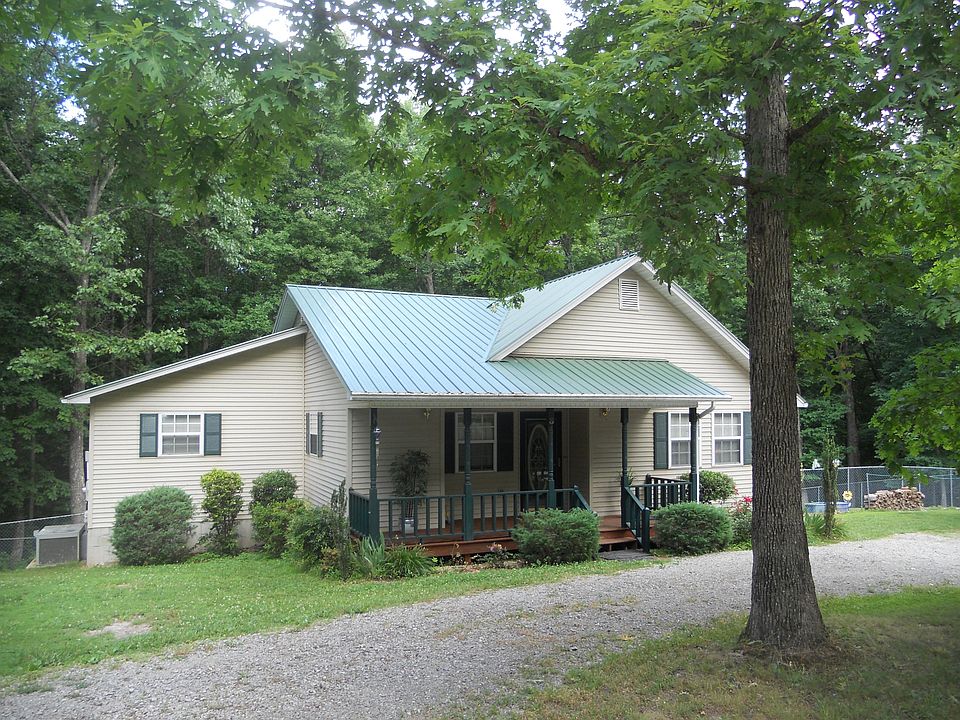 1st image of 3 Ivy Dr