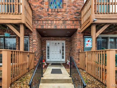 4298 Chateau De Ville Dr APT A, Saint Louis, MO, 63129