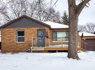 4007 39th Pl, Des Moines, IA 50310