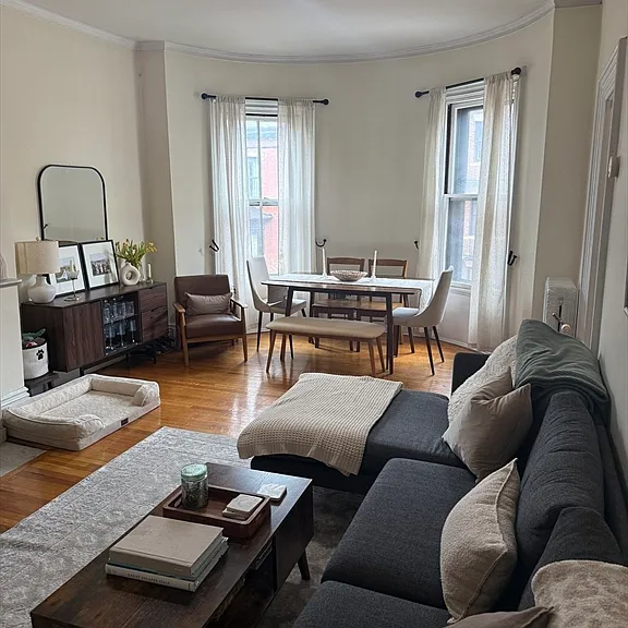 4 Brimmer St #3A — Photo 1