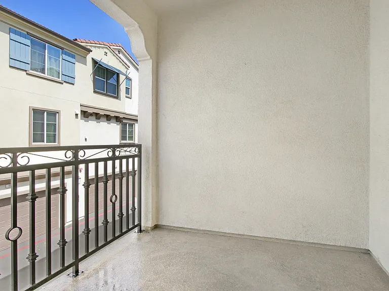 164 Royal Way — Photo 11