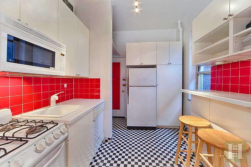 2nd image of 345 E 61st St APT 1B