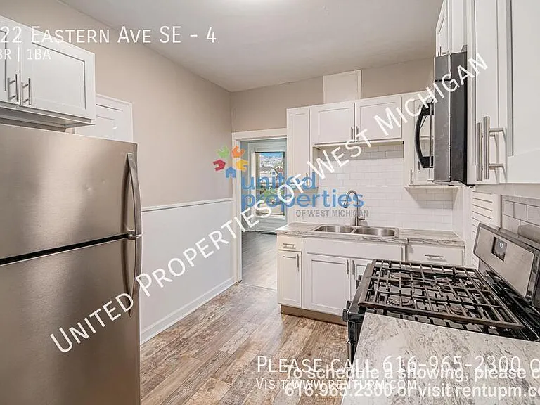 822 Eastern Ave SE #4 — Photo 1