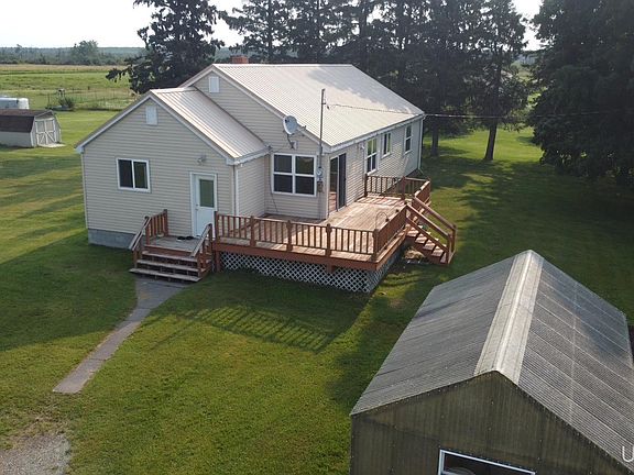 2nd image of 13979 Arnheim Rd