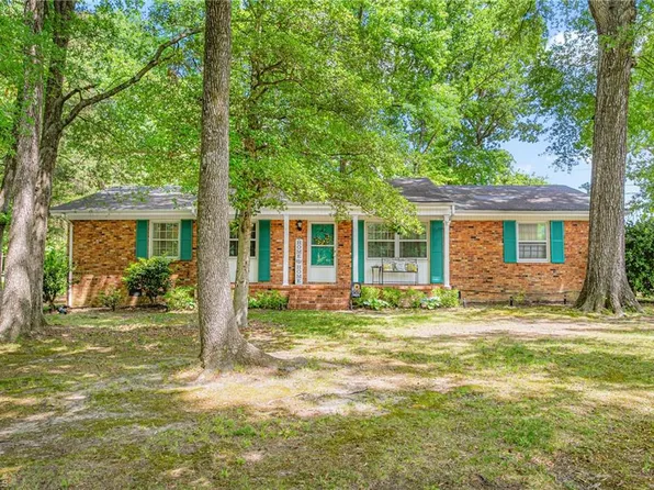 1703 Keogh St, Burlington, NC 27215