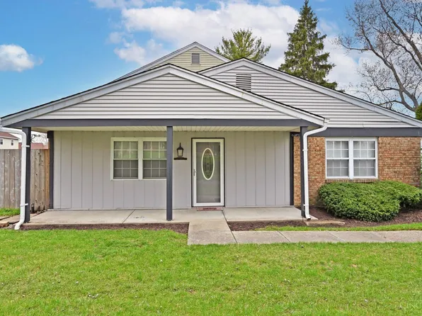 7622 Dover Ct #107, West Chester, OH 45069