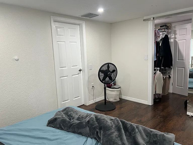 1000 Alcazar Way S — Photo 10