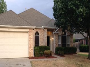 777 Texas Oak Trl, Lake Dallas, TX 75065