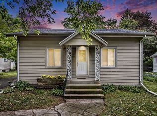 2215 Brook Dr, Kalamazoo, MI 49048