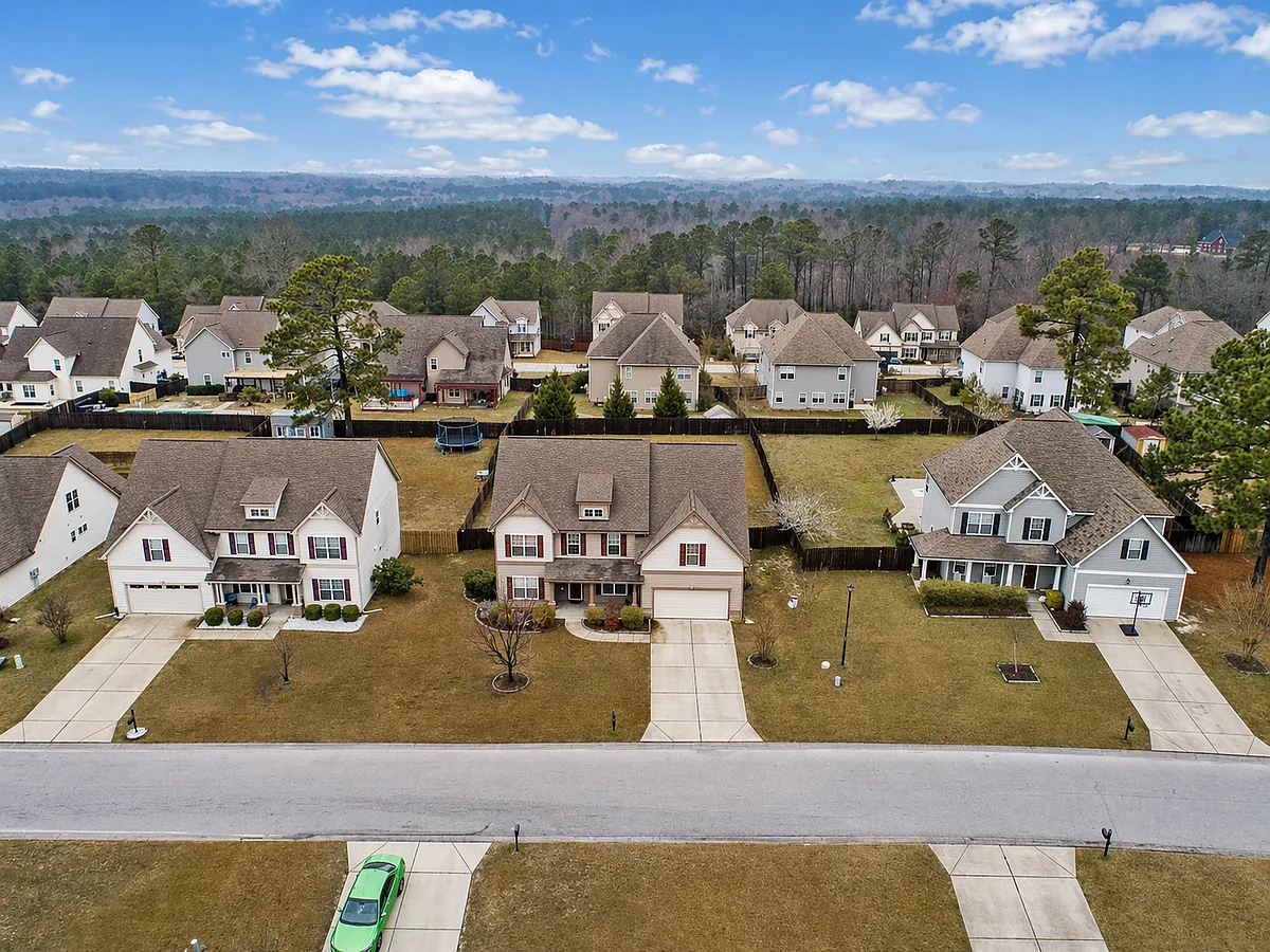Building Photo - 494 Highgrove Dr
