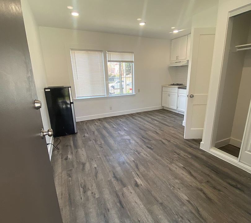 1st image of 228 S Lake St #102