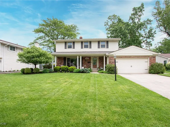 3565 Chrisfield Dr, Rocky River, OH 44116
