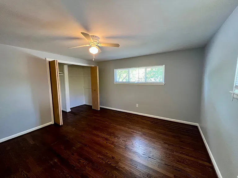20351 E Eight Mile Rd — Photo 14