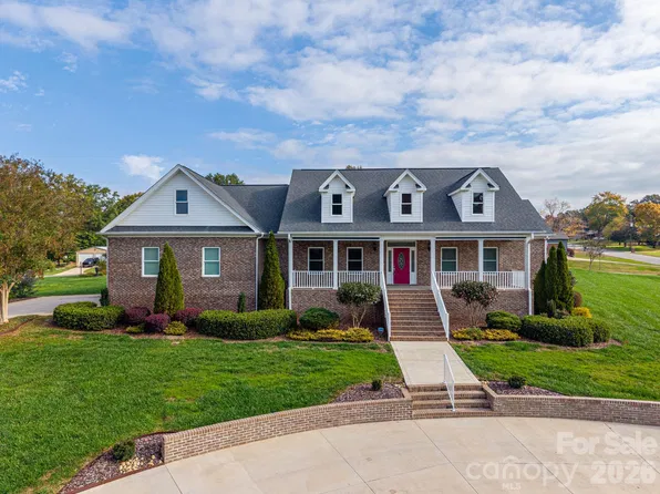 820 Rhodann Dr, Shelby, NC 28152