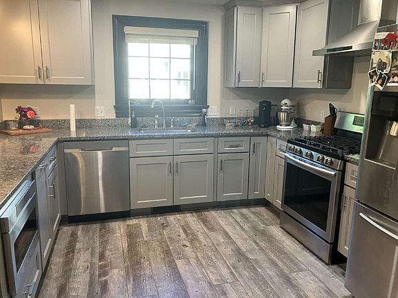 2nd image of 14 W Church St APT 1