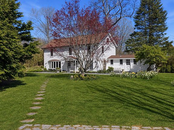 4th image of 5 Osprey Ln