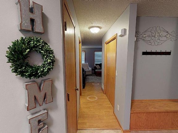 2nd image of 815 Winsome Way NW