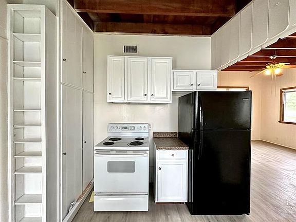 4th image of 923 33rd St