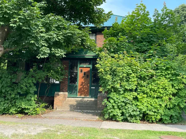 301 Bingham Ave, Sault Sainte Marie, MI 49783