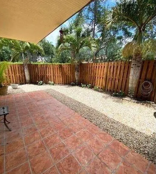 5705 Fox Hollow Dr #B — Photo 26