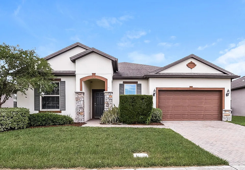 3672 Moca Dr