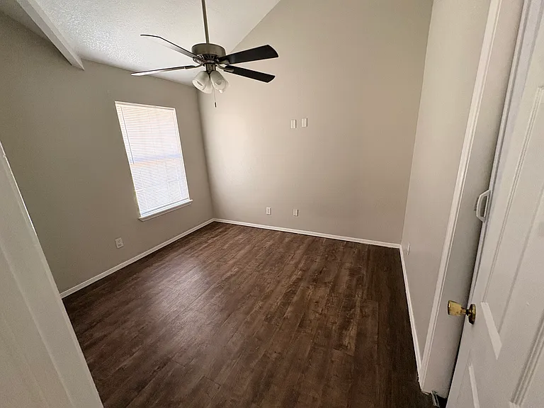 5837 Quail Dr — Photo 16