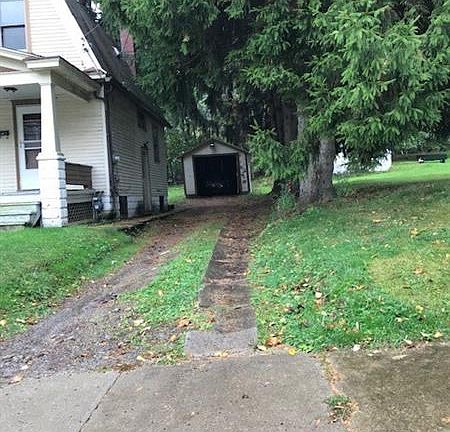 2nd image of 817 Etna St