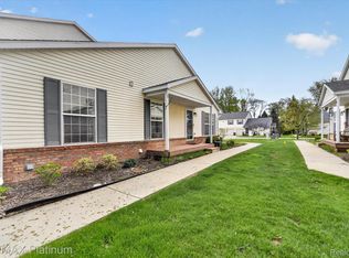 728 Griswold St, Howell, MI 48843